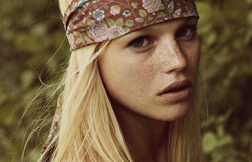 http://www.unobcn.com/book.aspx?m=583&n=Nadine_Leopold