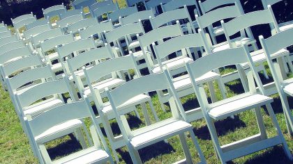 796px-Outdoor_Wedding_Chairs_2816px